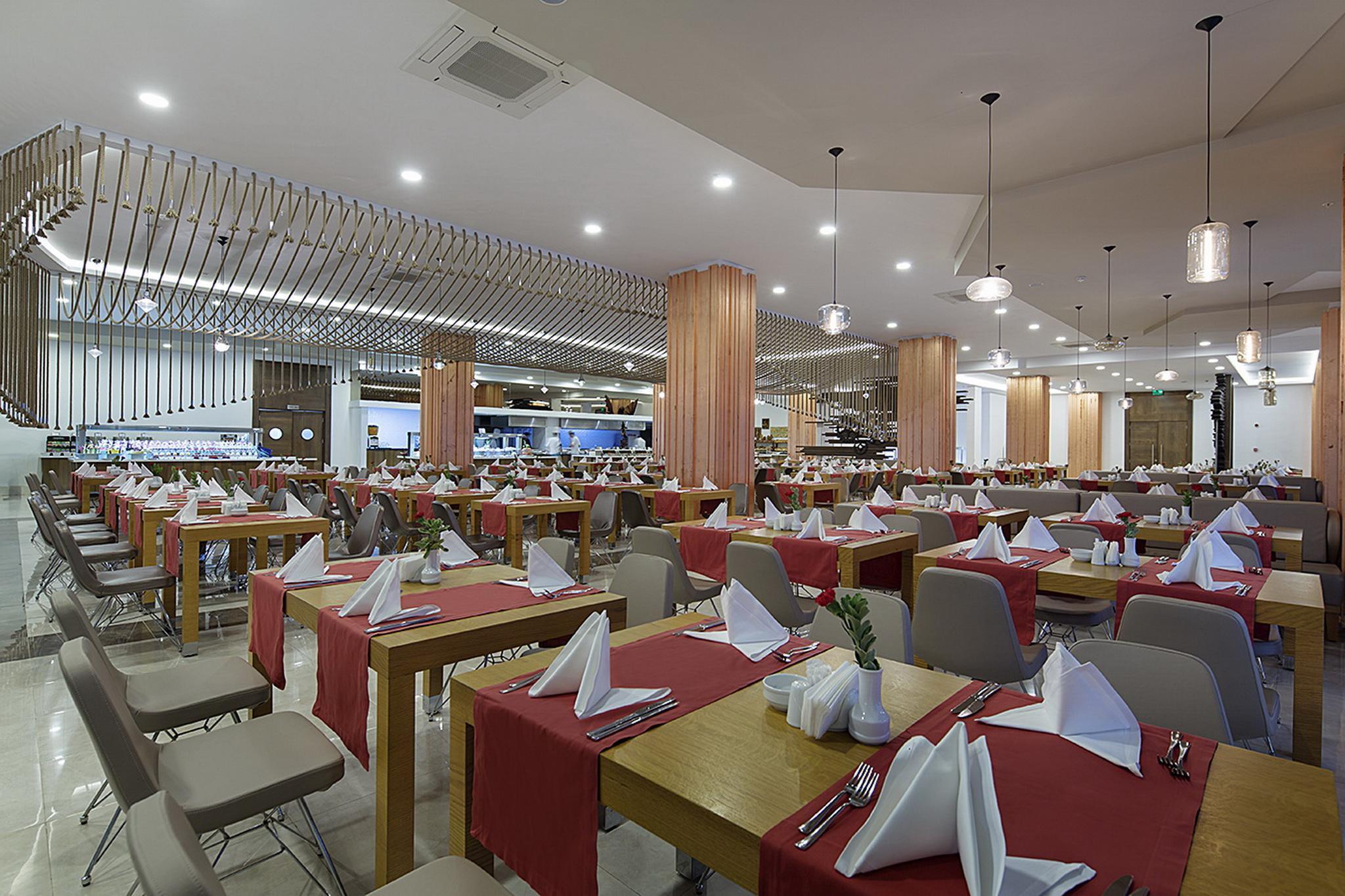 Sea Shell & Rezort 5*